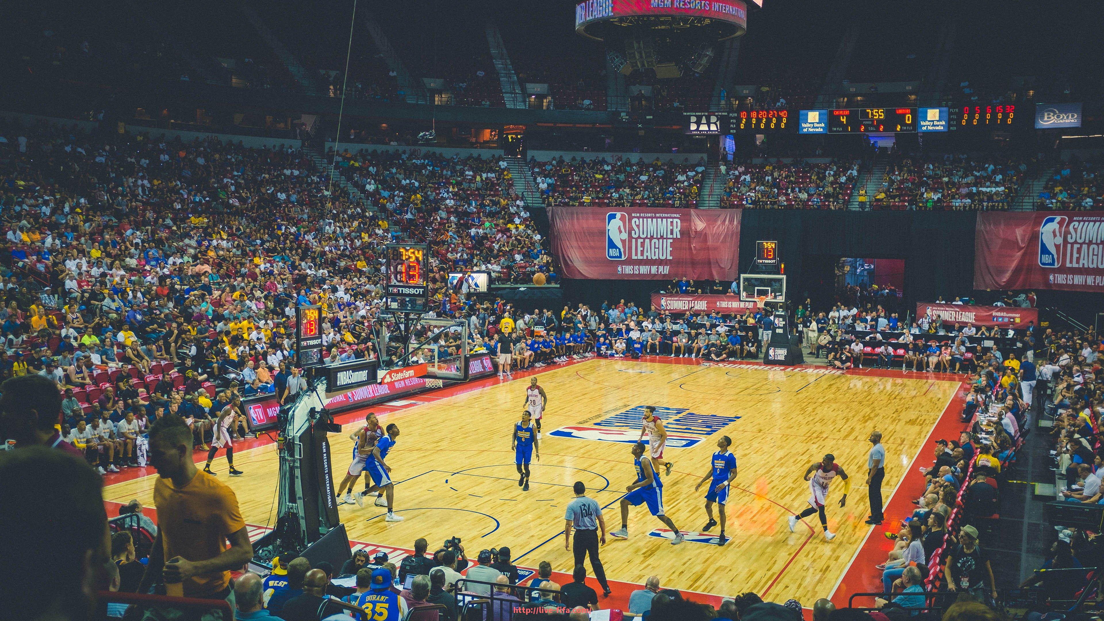 世俱杯直播-2025年英超联赛中现役中国球员名单及发展趋势